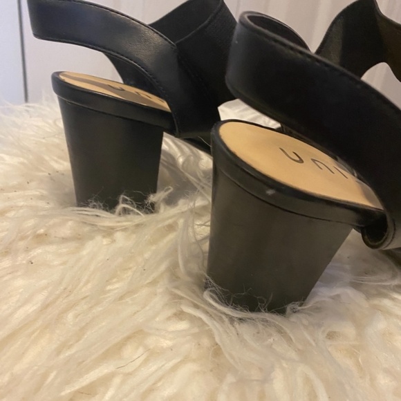 Unisa  sandals size 8.5 - Picture 3 of 6